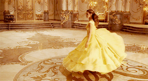 Lý do Emma Watson ăn mặc không đẹp như Cinderella: Cuộc đấu tranh không có kết quả khả quan - Ảnh 1.