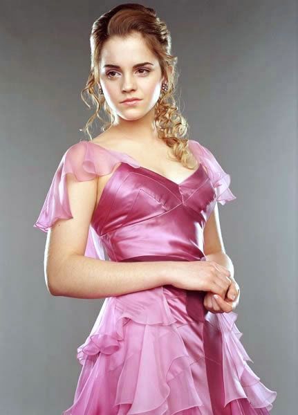 Sự thật về bộ váy dạ hội của Hermione ở Harry Potter: Bản gốc giống hệt nàng Lọ Lem! - Ảnh 6.