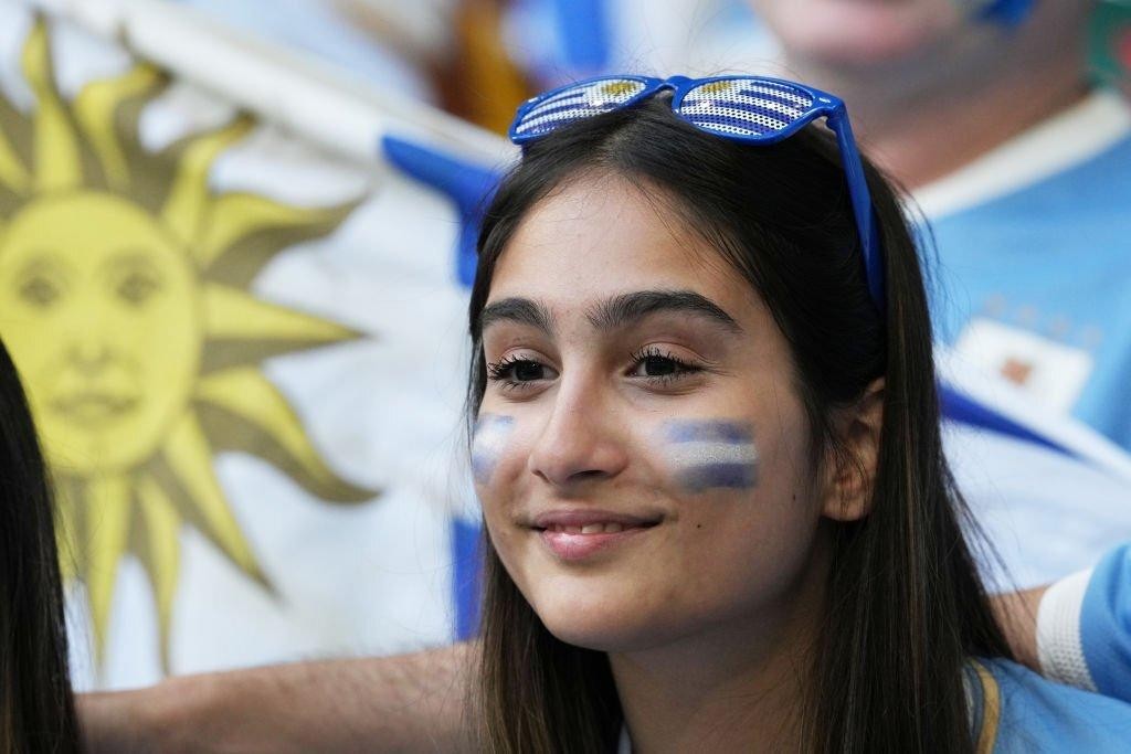 Ngắm dàn mỹ nhân cổ vũ cho ĐT Uruguay tại World Cup 2022 - Ảnh 5.