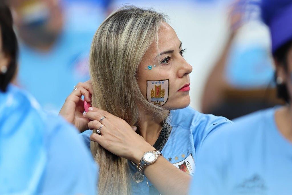 Ngắm dàn mỹ nhân cổ vũ cho ĐT Uruguay tại World Cup 2022 - Ảnh 3.