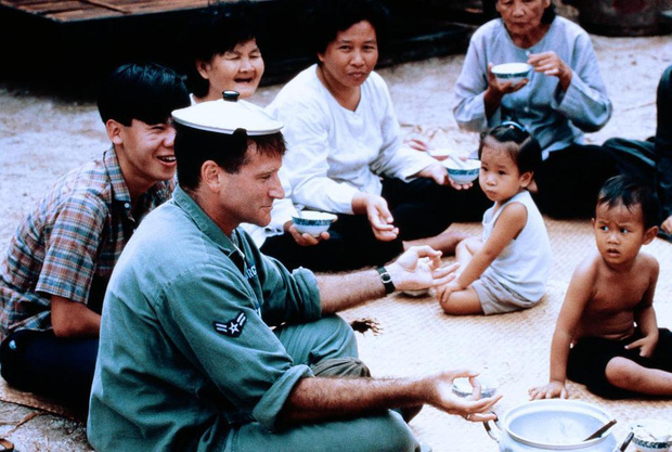 3 lần Hollywood khẳng định Việt Nam đẹp quá đi thôi: Ưng mắt từ con người đến văn hoá, mê mệt công chúa Disney gốc Việt! - Ảnh 11.