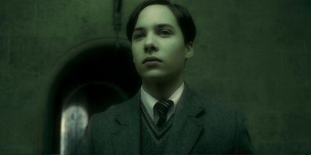 8 bí mật đằng sau Voldemort không phải ai cũng biết: Sợ nhất là có cùng huyết thống với Harry Potter, chết rồi nhưng vẫn còn hậu duệ! - Ảnh 4.