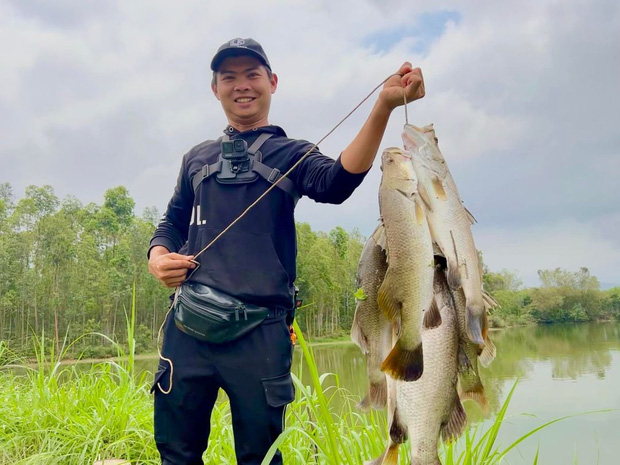 Quá khứ nghèo rớt mồng tơi, phá sản, nghề ngỗng bấp bênh của dàn idol “tóp tóp” tiền tỷ: Cú bật lên khi đời chạm đáy! - Ảnh 18.