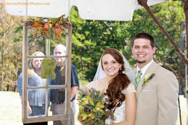 Những bức ảnh cưới tức cười khiến game thủ xem xong chả hiểu lấy vợ là cái kiểu gì - Ảnh 2.