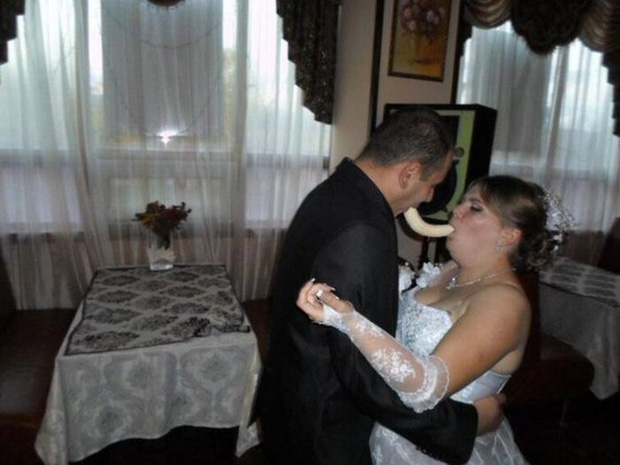 Những bức ảnh cưới tức cười khiến game thủ xem xong chả hiểu lấy vợ là cái kiểu gì - Ảnh 15.