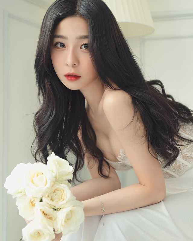 Hot Tiktoker bất ngờ quay xe với màn cosplay Jinx nóng bỏng, đúng độ xuân thì nguyên album ảnh cái nào cũng nuột nà, tinh khôi - Ảnh 8.