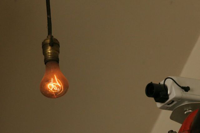  Bí ẩn bóng đèn sợi đốt lâu nhất thế giới, dùng từ năm 1901 đến giờ chưa hỏng - Ảnh 3.