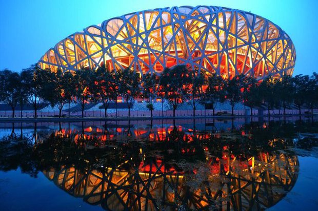  Công trình xấu nhất Trung Quốc: Được ví là phiên bản lỗi của sân vận động Tổ chim Bắc Kinh, vẻ đẹp nghệ thuật ít ai hiểu nổi - Ảnh 2.