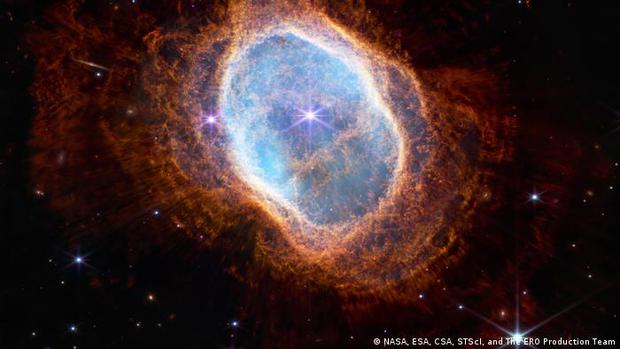  NASA công bố những hình ảnh chưa từng thấy về vũ trụ, mở ra cánh cửa nhìn về hơn 13 tỷ năm trước - Ảnh 4.