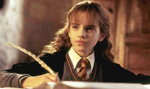 Nhan sắc dễ nhầm lẫn của bản sao Emma Watson”, còn tự nhận từng đóng Harry Potter - Ảnh 1.