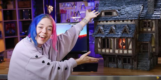  YouTuber xây mô hình ngôi nhà Trung Cổ để làm thùng máy tính, vừa đẹp mắt vừa thông thoáng, không lo quá tải nhiệt - Ảnh 3.