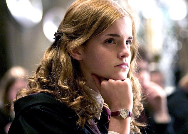 Clip hiếm hé lộ tính cách thật của Emma Watson thời Harry Potter, cách đối xử với đạo diễn quá bất ngờ - Ảnh 8.