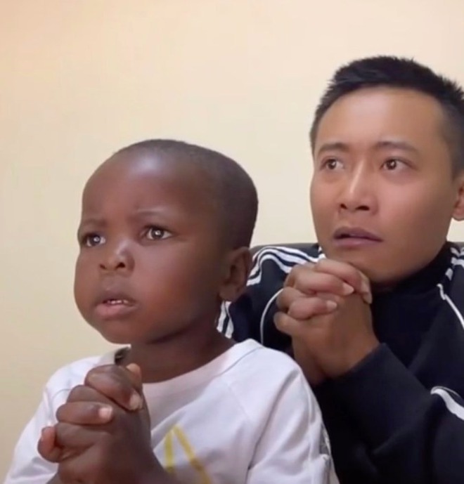 Lý do khiến Lei - cậu bé gốc Phi được Quang Linh Vlog chăm sóc như trở thành thần tượng với cư dân mạng - Ảnh 2.