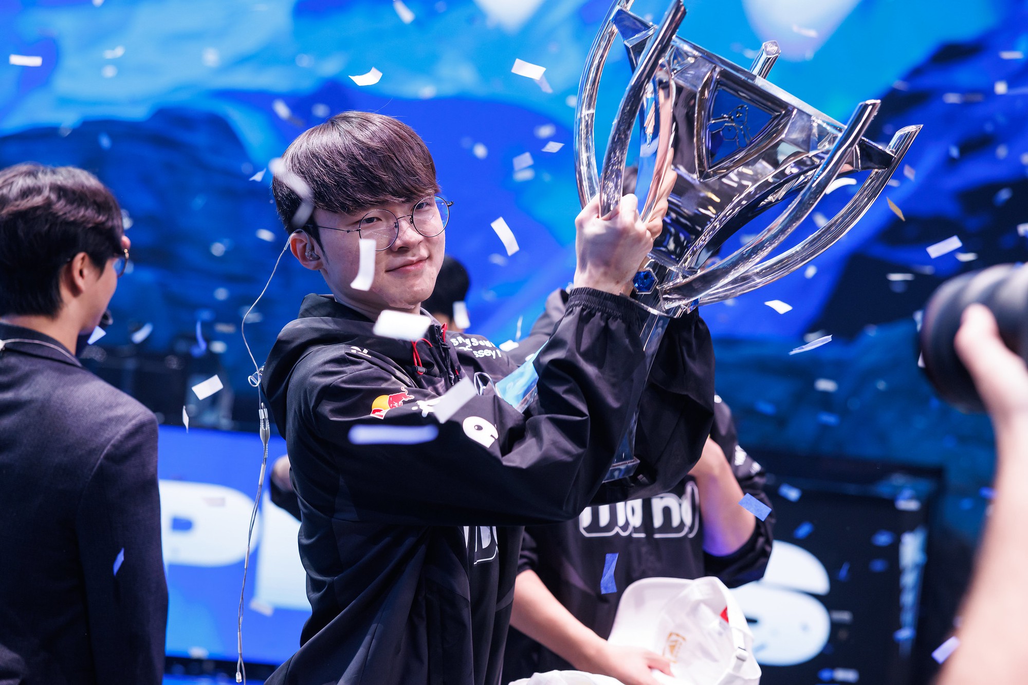 Faker là G.O.A.T của làng LMHT