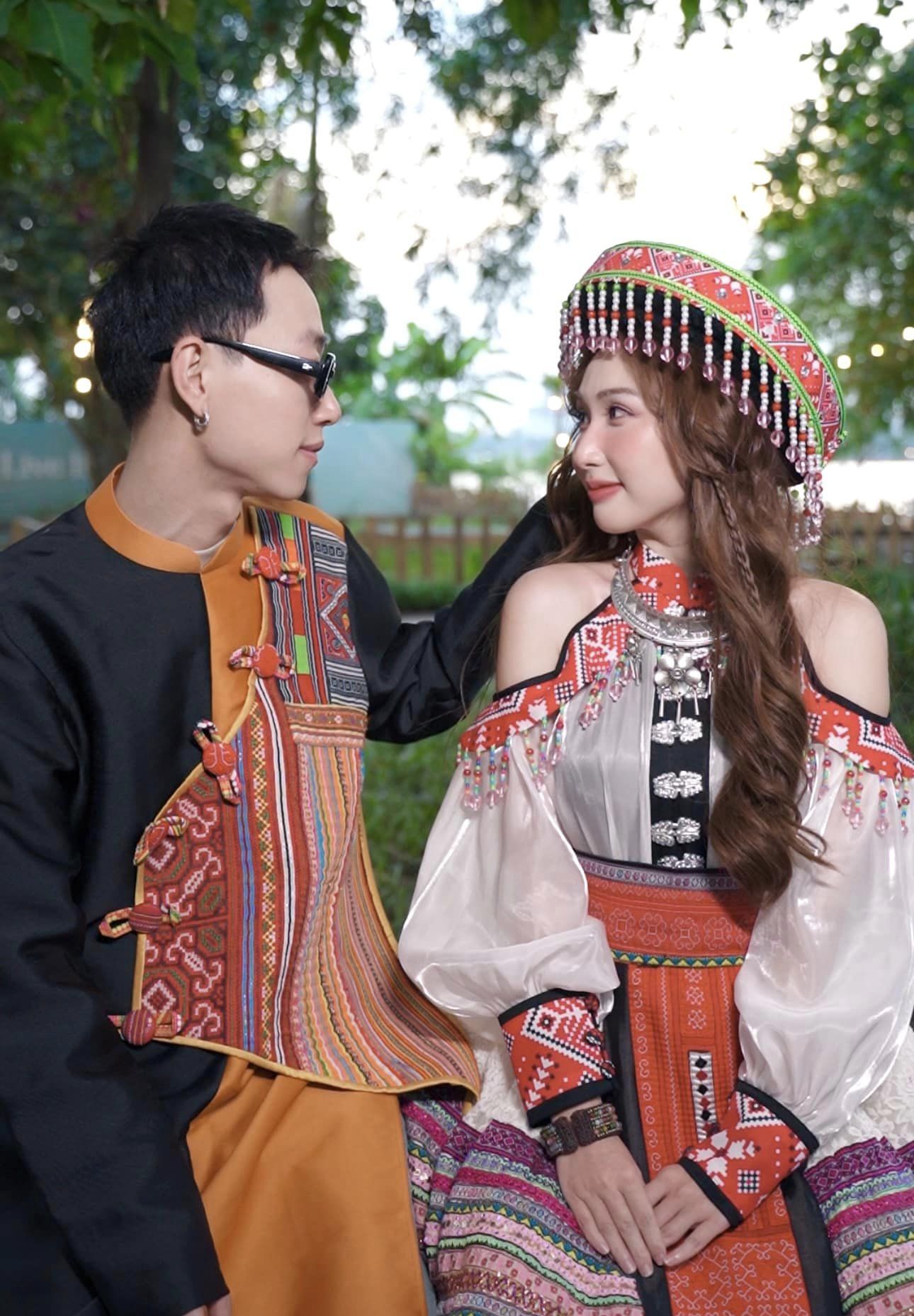 Danh tính gái xinh &quot;vượt mặt&quot; nữ dancer gợi cảm, có màn tình tứ ngọt ngào với &quot;Người miền núi chất&quot;- Ảnh 3.