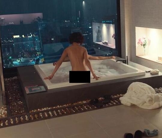 Sự thật cảnh khỏa thân gây sốc trong phim của Song Hye Kyo - Ảnh 2.