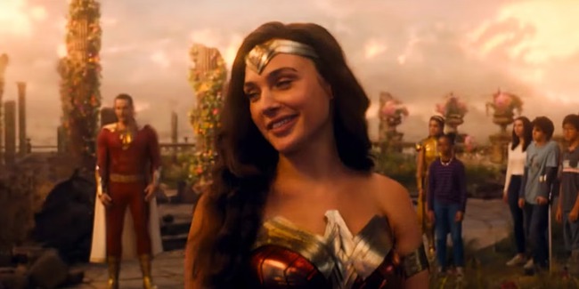 Lý giải đoạn kết của Shazam 2: Ngây ngất với màn tái xuất bất ngờ của chị đẹp Wonder Woman - Ảnh 2.