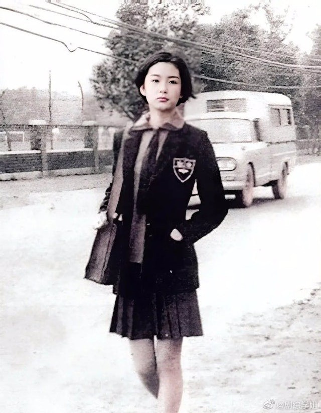 Bức ảnh năm 19 tuổi của ‘Đông Phương Bất Bại’ Lâm Thanh Hà gây sốt - Ảnh 1.