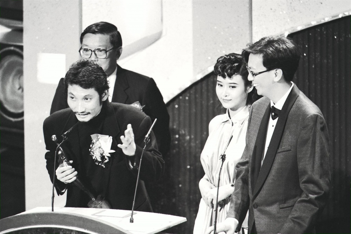 Từ Lý Liên Kiệt đến Vương Gia Vệ: Thời kỳ hoàng kim cuối cùng của điện ảnh Hồng Kông - Ảnh 2.