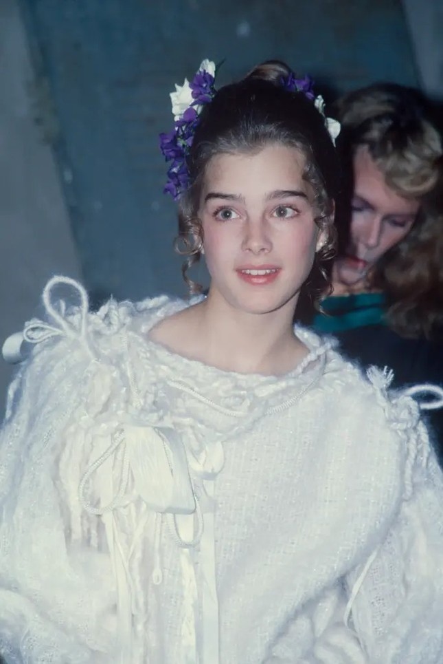 Pretty Baby: Brooke Shields 3-1662-1682064574518-16820645745851386010876