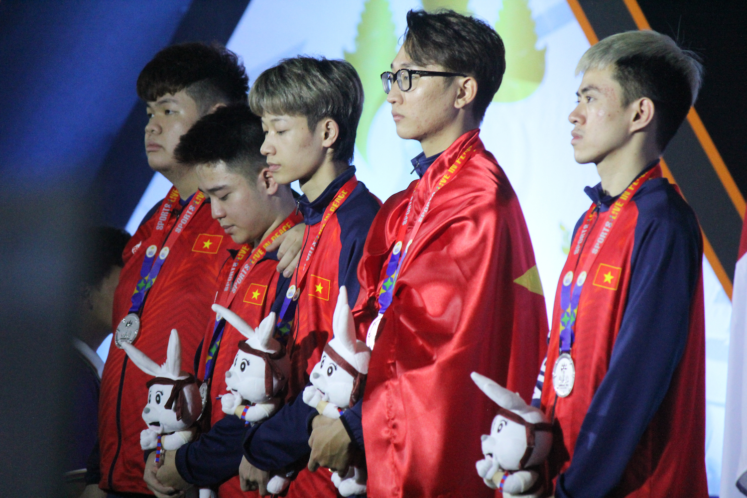 Summary of medals of Vietnamese Esports at SEA Games 32: Defending the unique position of Raid!  - Photo 6.