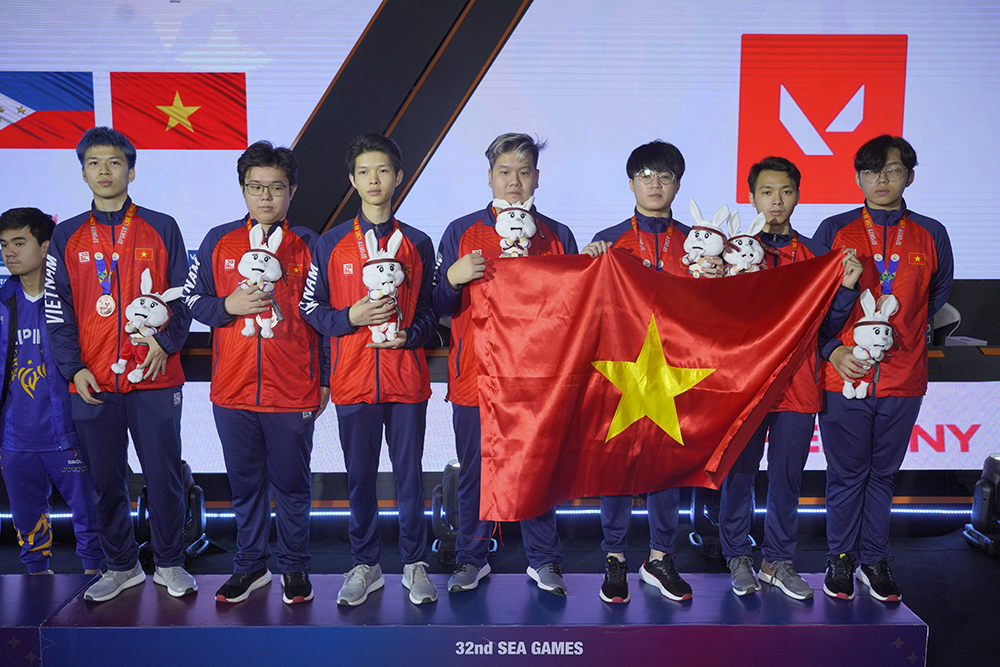 Summary of medals of Vietnamese Esports at SEA Games 32: Defending the unique position of Raid!  - Photo 9.