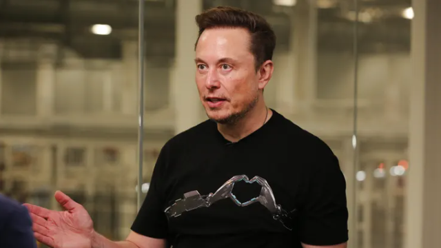 Elon Musk: Sleep 6 hours a day, work 7 days a week, only take 2-3 days off a year - Photo 1.