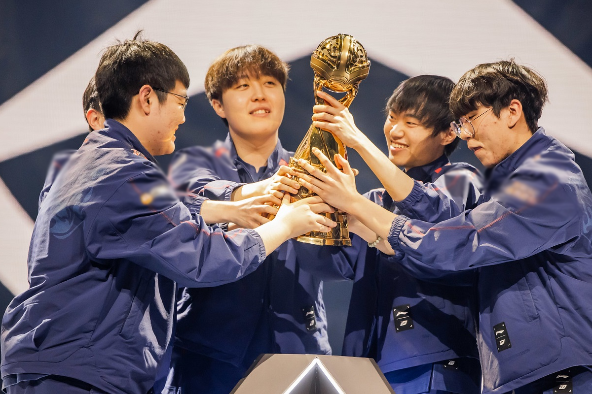 Is there only one team that can compete with JDG in the 2023 LPL Summer Split?  - Photo 1.