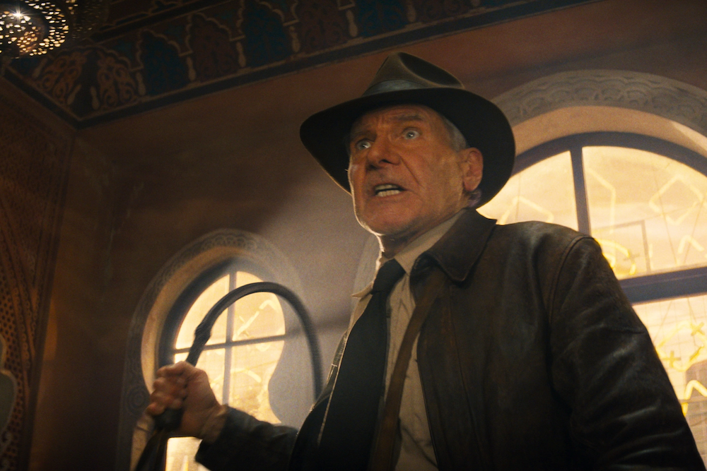 Indiana Jones Và Vòng Quay Định Mệnh: Harrison Ford không cứu nổi bộ phim nữ quyền lệch lạc - Ảnh 1.
