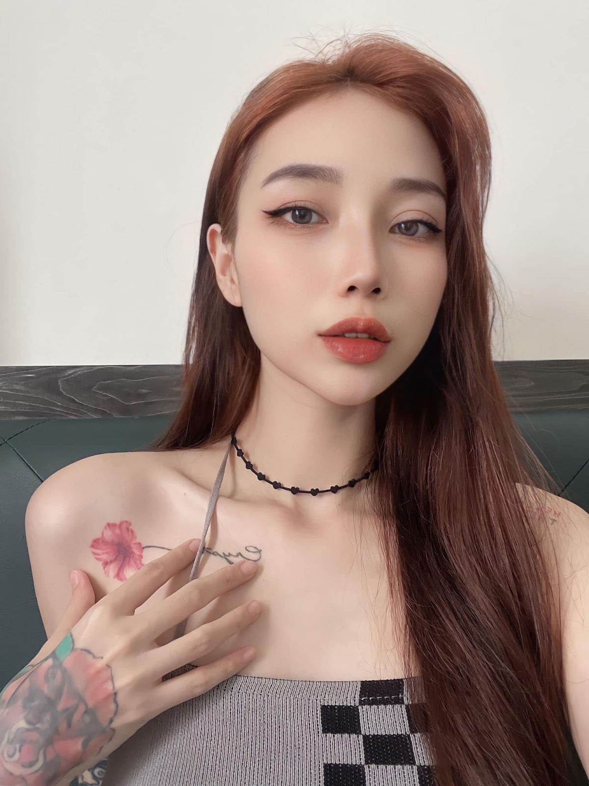 Công khai chuyện &quot;dao kéo&quot;, nữ streamer bị cộng đồng phớt lờ, nguyên nhân vì vốn đã đẹp tự nhiên? - Ảnh 2.