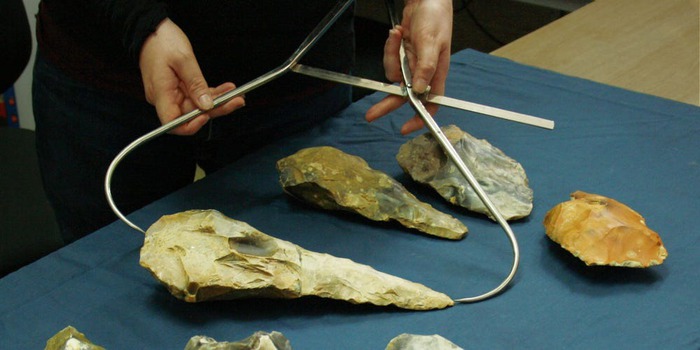 Phát hiện cổ vật hơn 300.000 năm tuổi, các nhà khoa học bối rối không thể giải thích về kích thước - Ảnh 1.