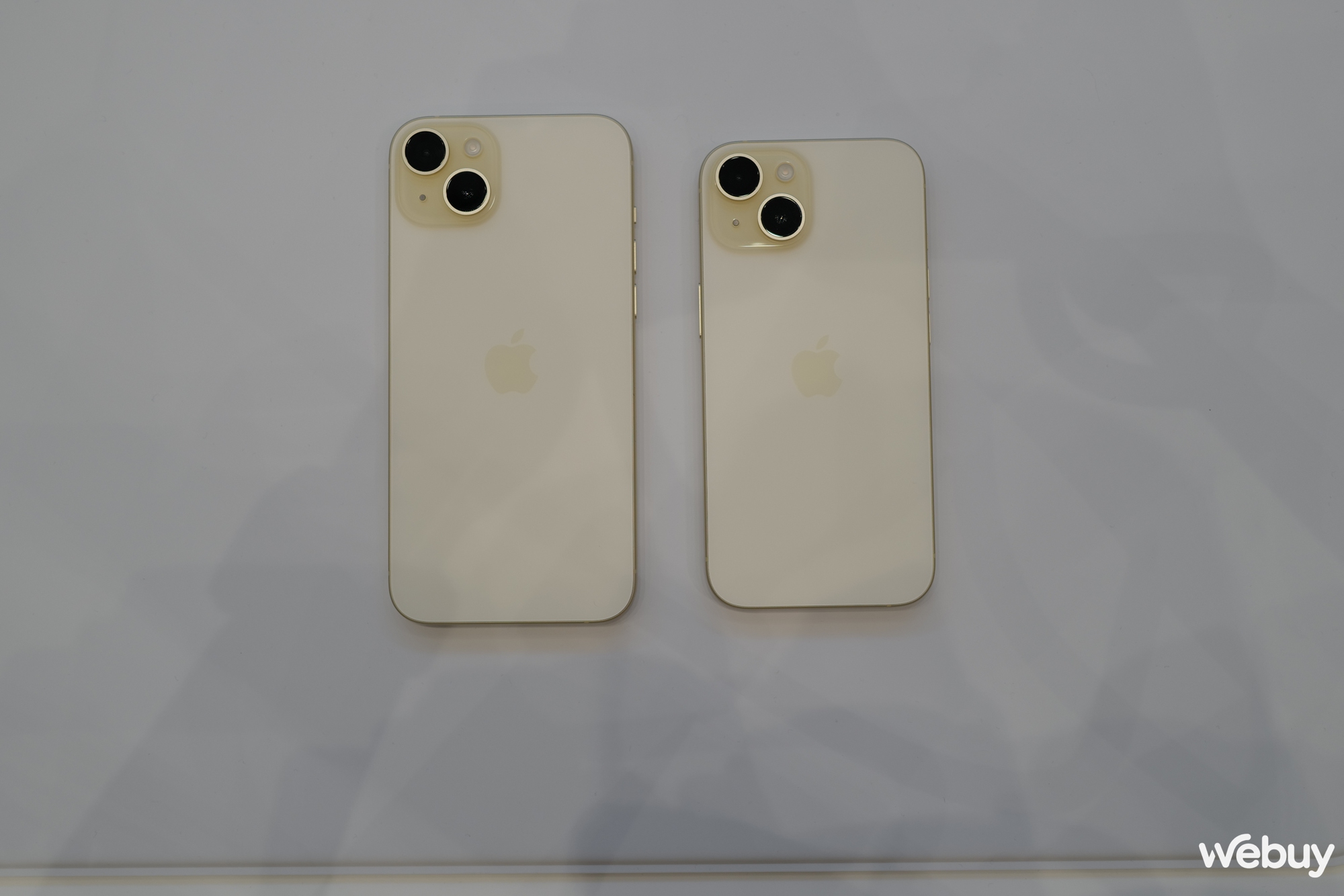 Ảnh thực tế iPhone 15 và iPhone 15 Plus: Màn hình &quot;Dynamic Island&quot;, có 5 màu mới - Ảnh 10.