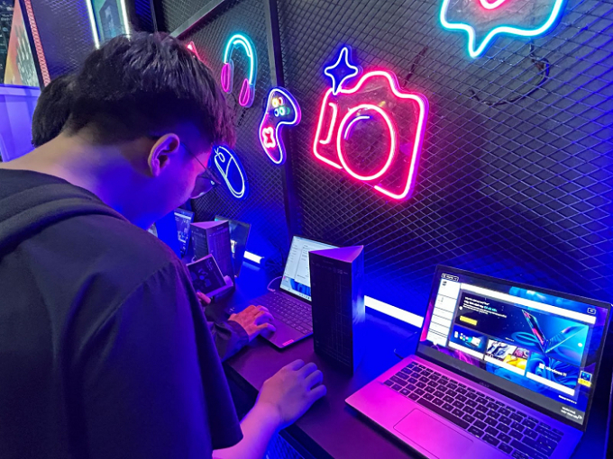 Philips tham dự INTEL TECH CAMP 2023: Thế hệ màn hình mới đầy đột phá, phù hợp cho mọi người dùng - Ảnh 5.