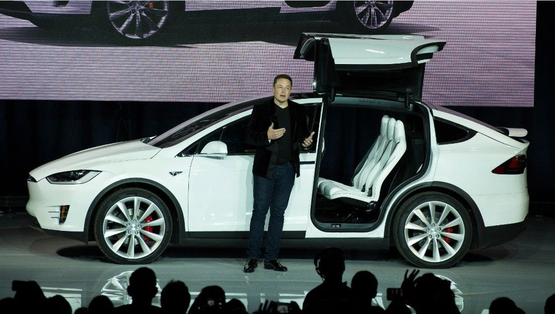Elon Musk bị khách hàng Tesla công kích dữ dội vì ‘lừa đảo’ - Ảnh 4.