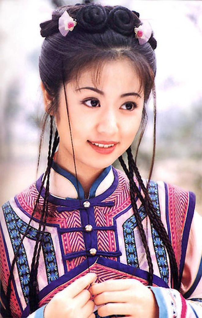 Đỉnh cao nhan sắc của các chị đẹp Hoa ngữ nức tiếng: Lưu Diệc Phi 15 tuổi đã đốn ngã hàng triệu con tim - Ảnh 10.