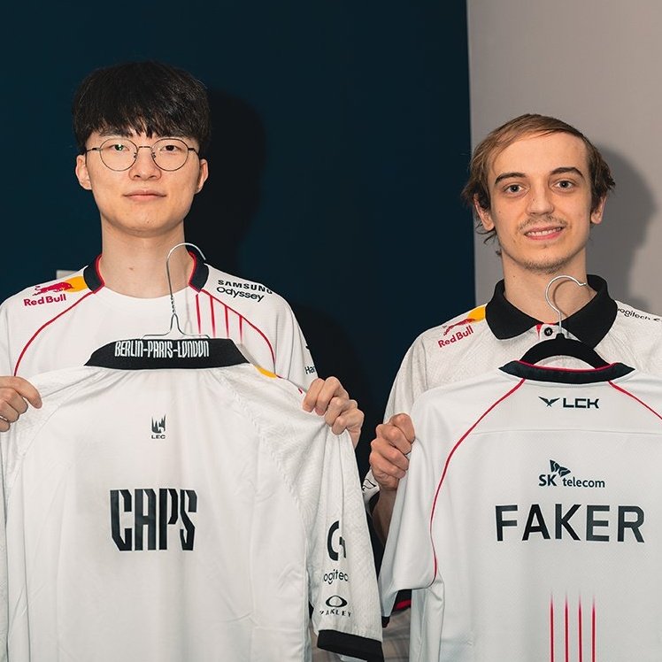 Không có gì lạ khi Riot cấp tài khoản cho người chơi mỗi khi họ tham gia các giải đấu quốc tế