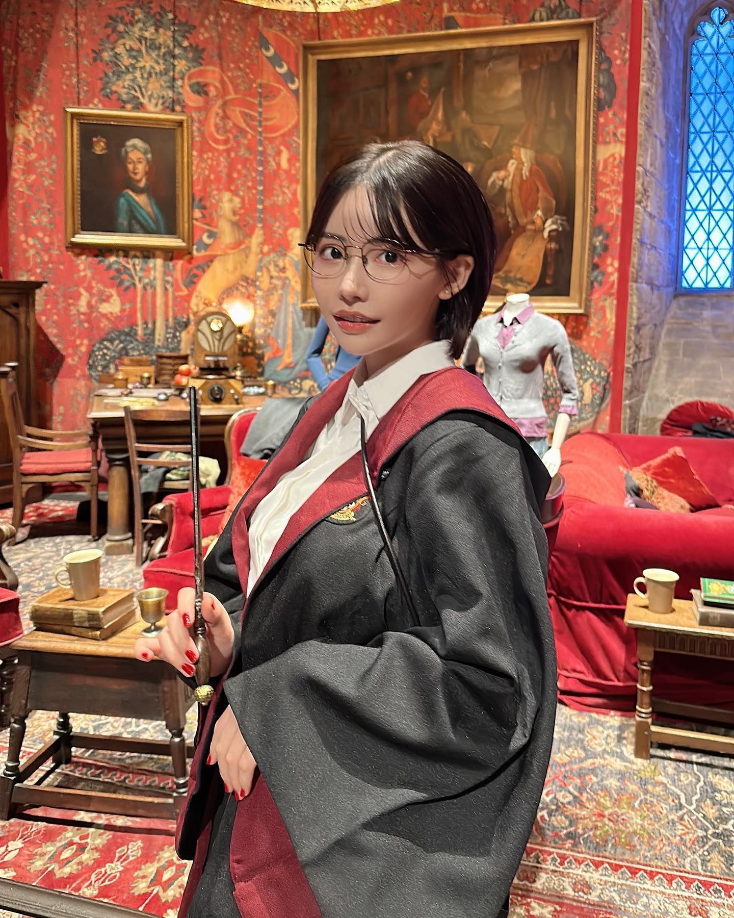 Hai đồng nghiệp của Yua Mikami bất ngờ hóa thân thành Hai đồng nghiệp của Yua Mikami bất ngờ hóa thân thành
