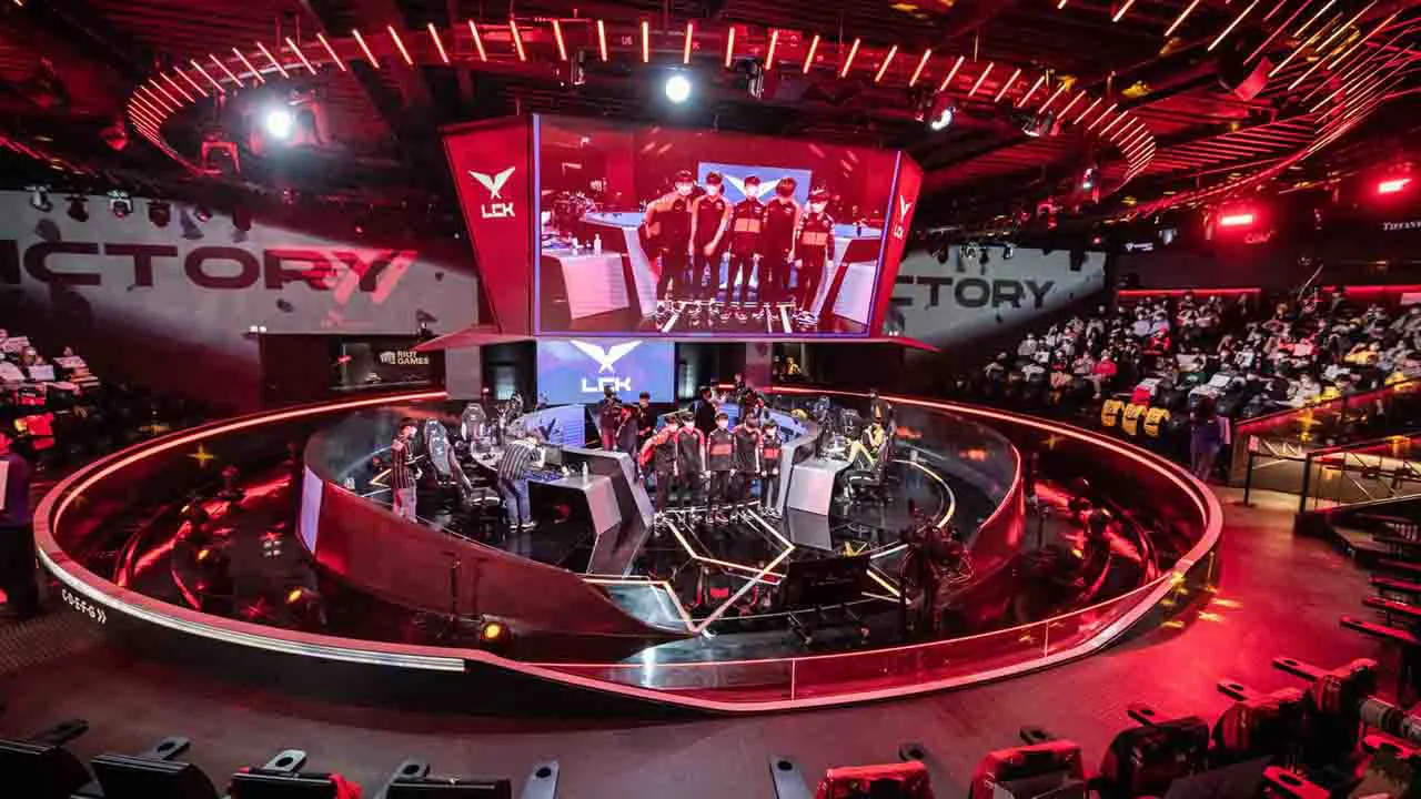 LCK có sự thay đổi lớn, có phải vì Faker?
