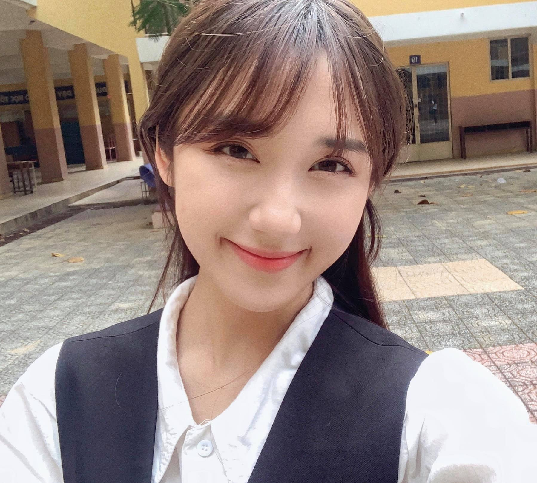 Hết thời làm "con cưng", streamer Mina Young giờ ra sao? - Ảnh 1. Hết thời làm "con cưng", streamer Mina Young giờ ra sao? - Ảnh 1.