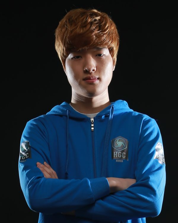 photo-1715223207521 photo-1715223207521