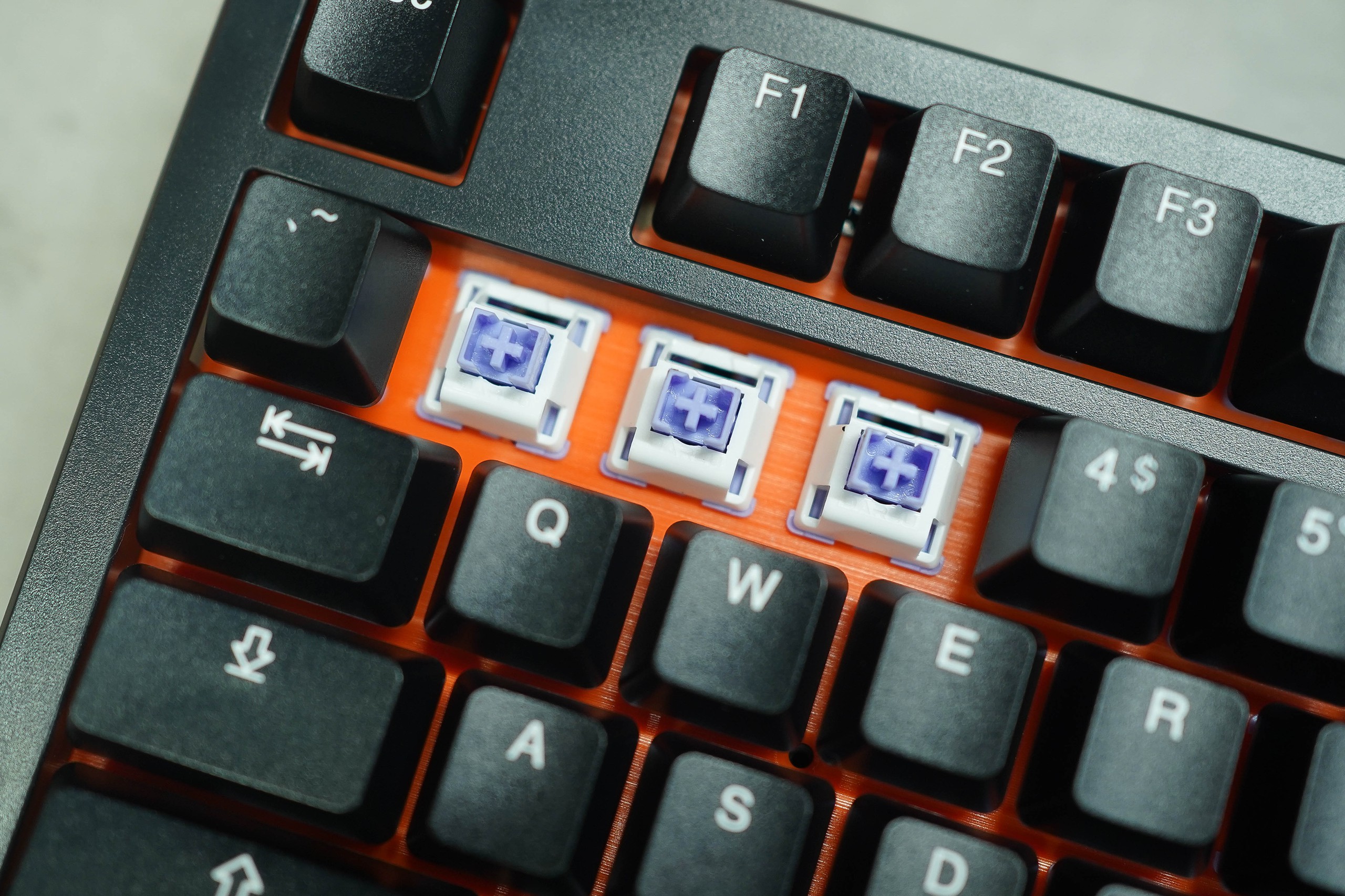 Rẻ mà ngon: Bàn phím cơ chưa tới 400 nghìn nhưng siêu 'ổn áp' cho game thủ - Ảnh 3.