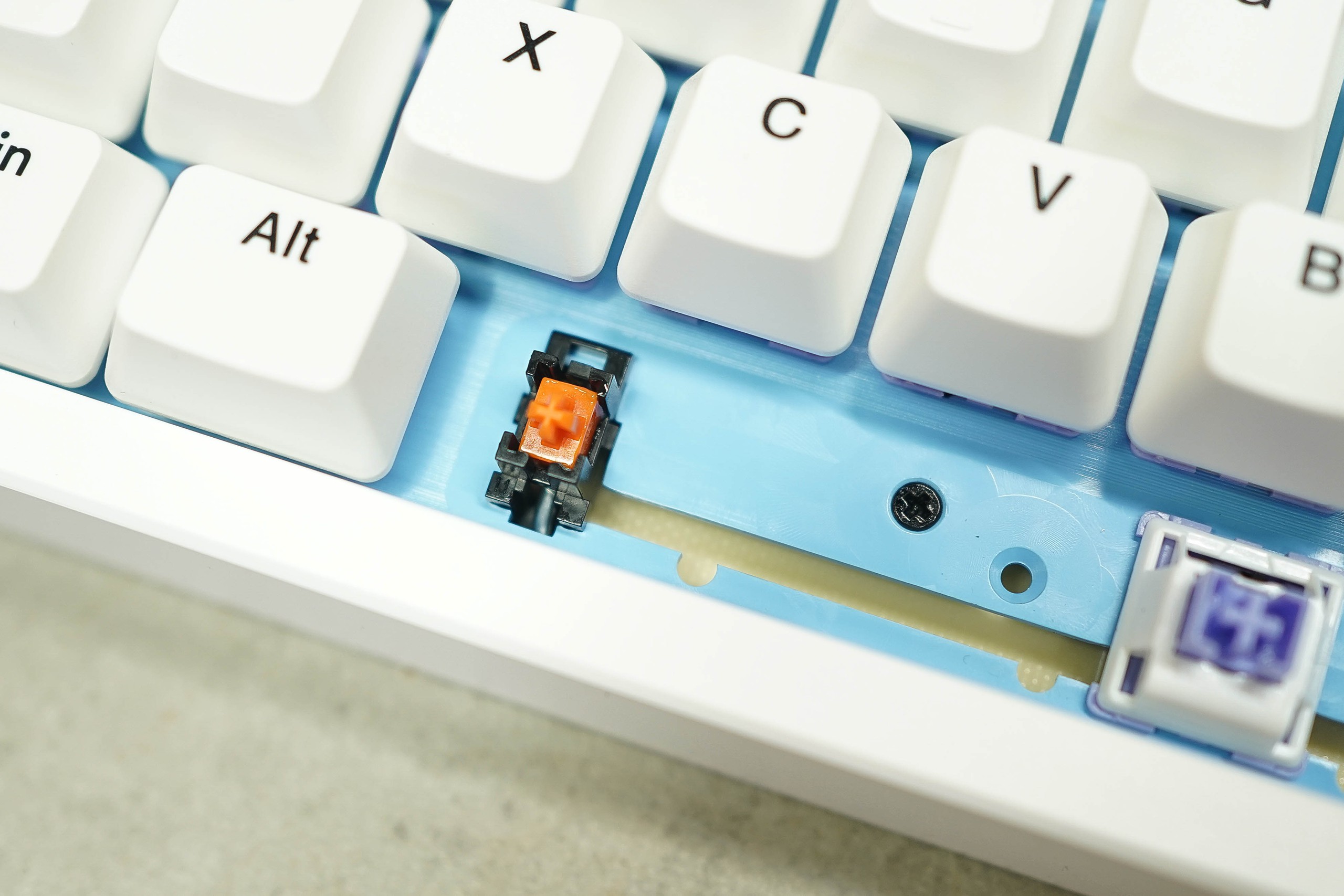 Rẻ mà ngon: Bàn phím cơ chưa tới 400 nghìn nhưng siêu 'ổn áp' cho game thủ - Ảnh 4.