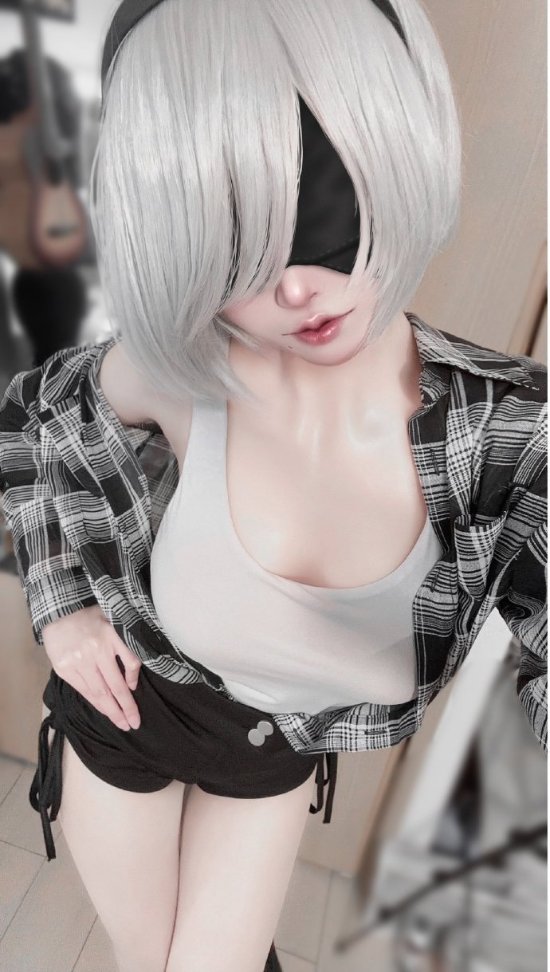 Bộ ảnh Cosplay 2B khiến cộng đồng game thủ đứng ngồi không yên Small202408111121574727-17234537824661045249141