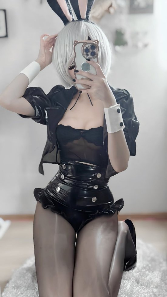 Bộ ảnh Cosplay 2B khiến cộng đồng game thủ đứng ngồi không yên Small202408111122042653-17234537824671075524184