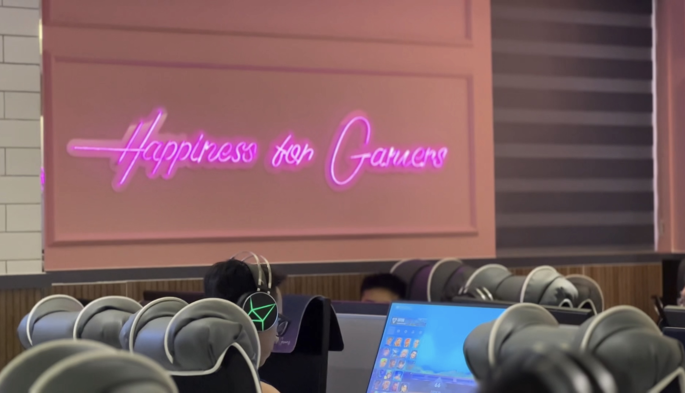 Đi đâu và làm gì vào cuối tuần này: "Đột nhập" Quán cà phê internet phong cách Hàn Quốc, trải nghiệm không làm bạn tốn kém! - Ảnh 11. Đi đâu và làm gì vào cuối tuần này: "Đột nhập" Quán cà phê internet phong cách Hàn Quốc, trải nghiệm không làm bạn tốn kém! - Ảnh 11.