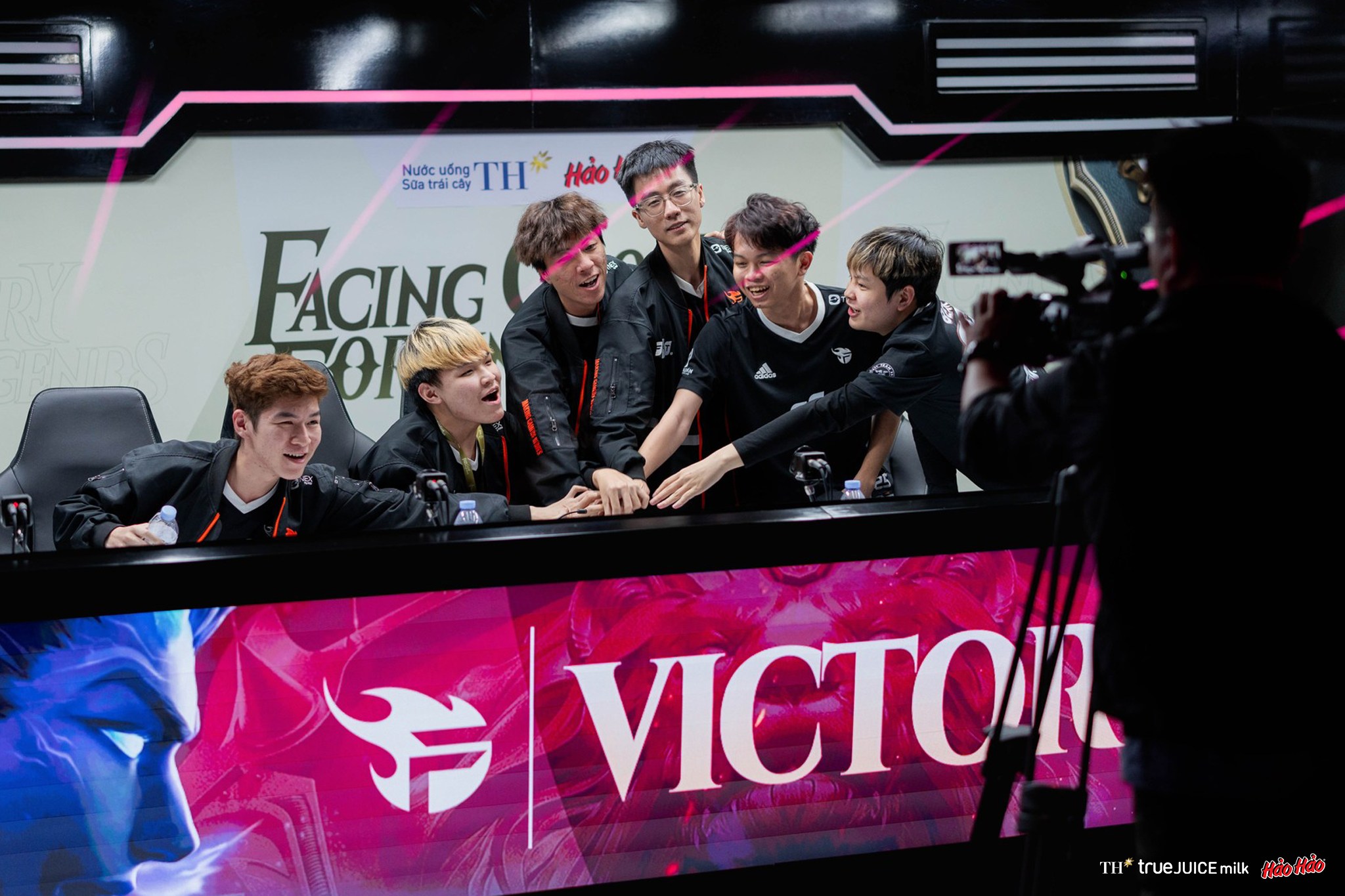 Câu chuyện buồn của game thủ Liên Quân - Chia tay nửa thập kỷ yêu đương, quay lại DTCL - Ảnh 8.