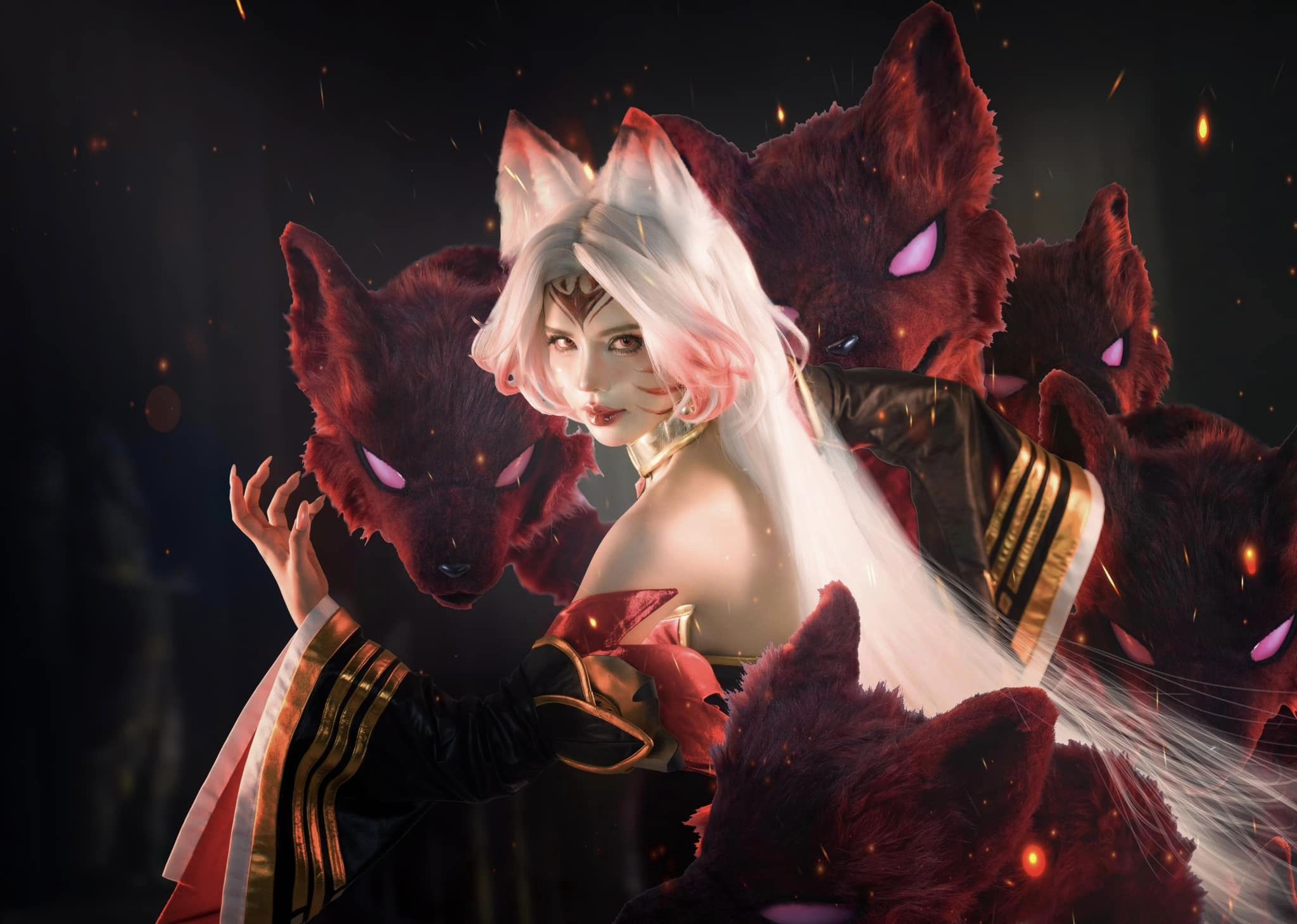 Mai Dora "bỏng mắt" với cosplay Ahri HoL, nhiều thông tin được tiết lộ hơn "câu chuyện bên trong"- Ảnh 4. Mai Dora "bỏng mắt" với cosplay Ahri HoL, nhiều thông tin được tiết lộ hơn "câu chuyện bên trong"- Ảnh 4.