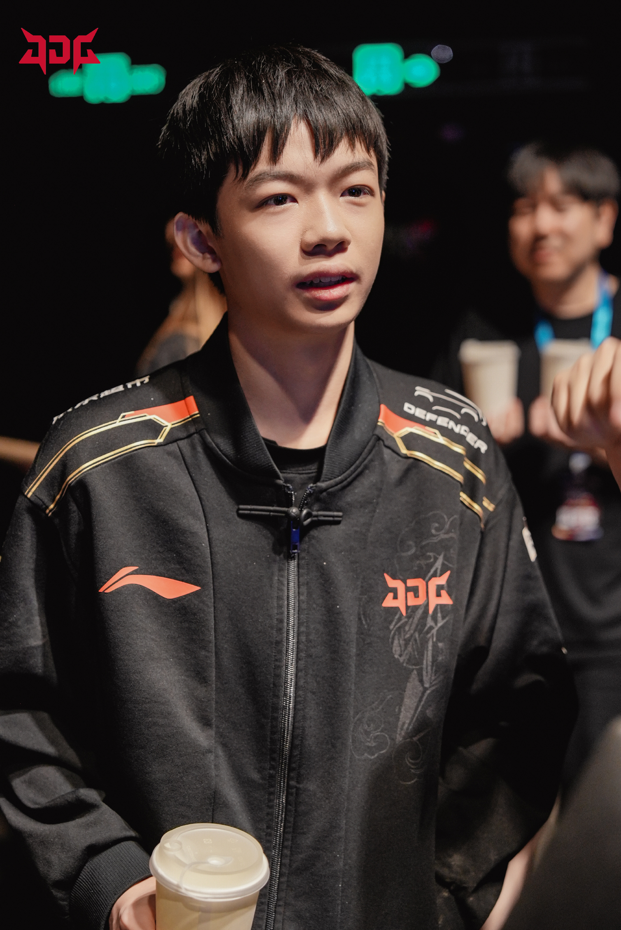 Việc có nên sử dụng Sheer trong vòng play-off hay không cũng là một câu hỏi khó đối với JDG.