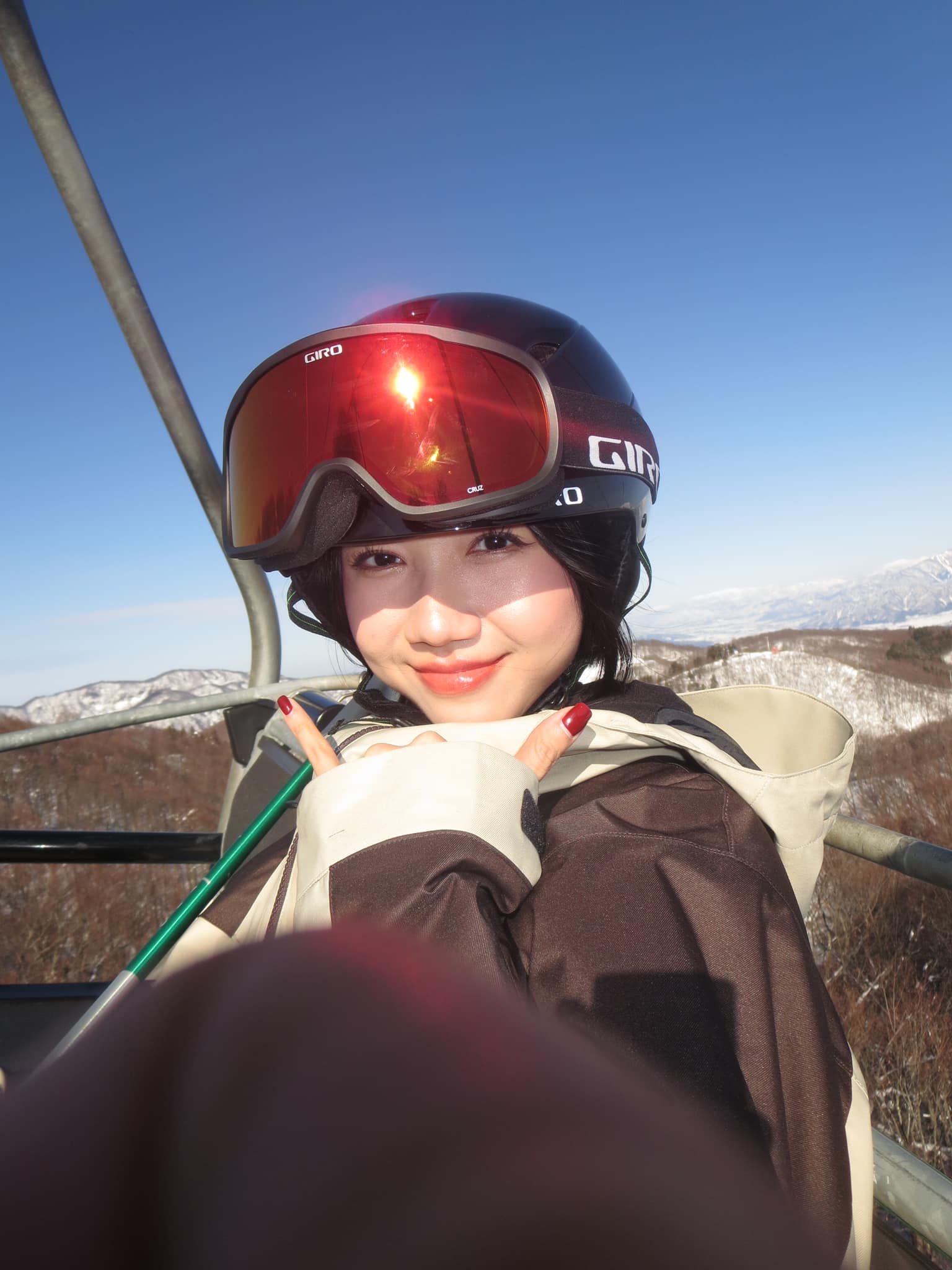 Dân tình bất ngờ khi nữ MC từng tham gia phim truyền hình tái xuất - Ảnh 6.