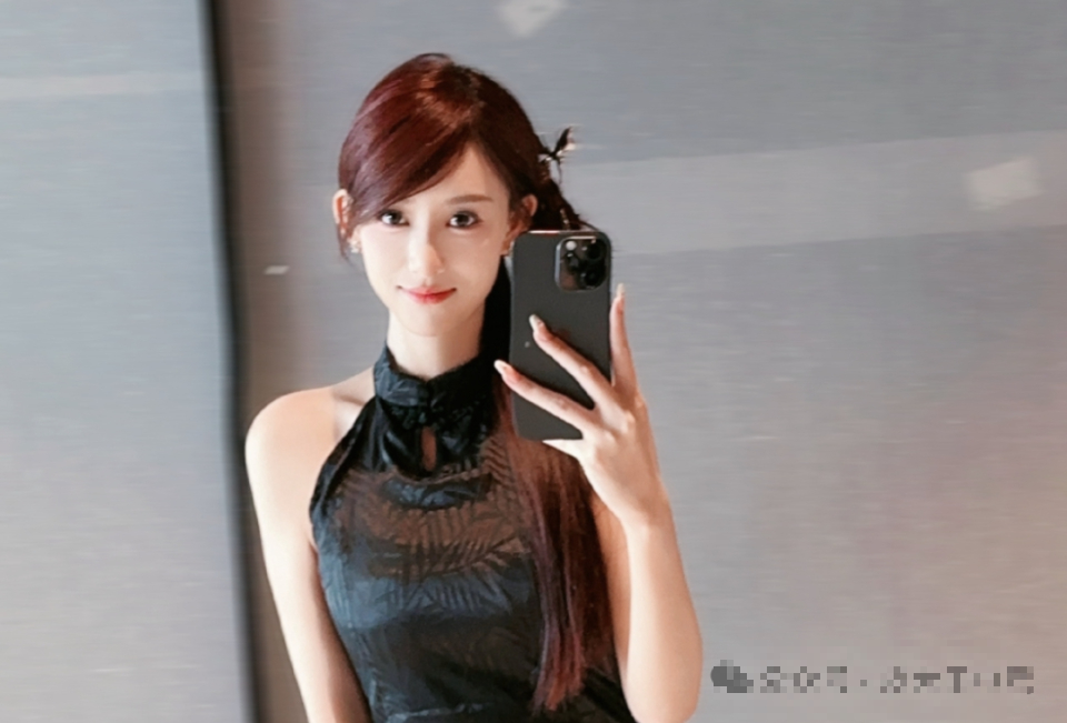 Nữ streamer bị nghi phẫu thuật thẩm mỹ "cuộc sống ban đầu" lên tiếng - Ảnh 1.